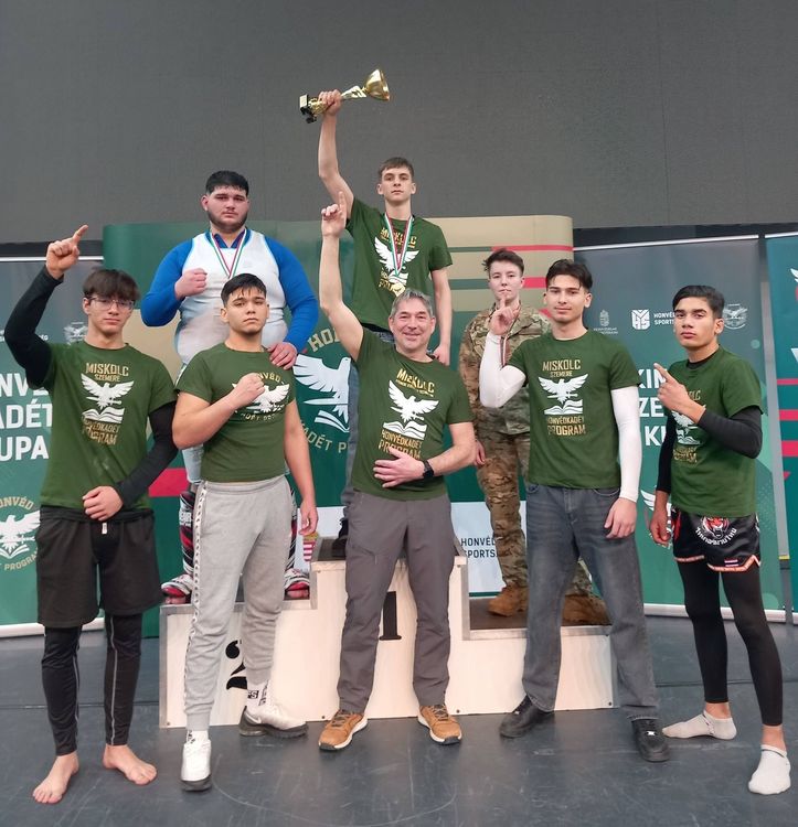 Kinizsi Közelharc Kupa